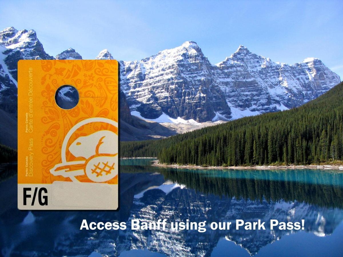 Spectacular Mountain View Corner Unit Pool Hot Tub Park Pass Appartamento Canmore Esterno foto